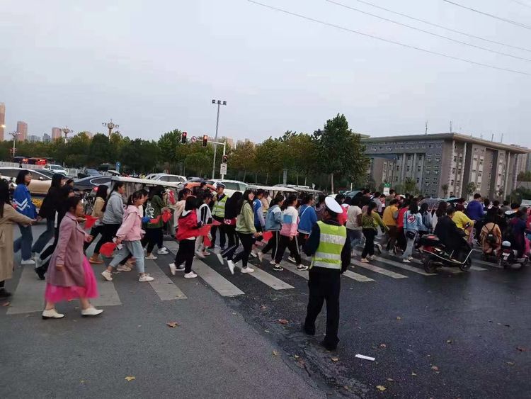 1572339075836752.jpg 21e2a5f0-fa20-11e9-8c71-6d6655c08606.jpg