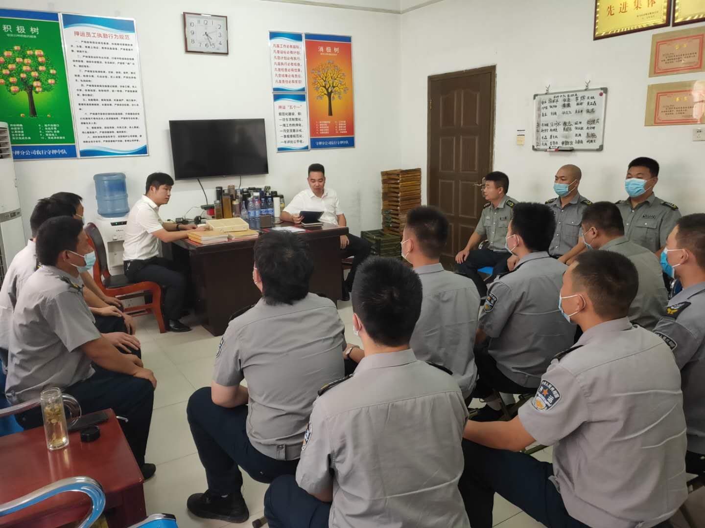 1597054541374936.jpg 1597054541374936.jpg