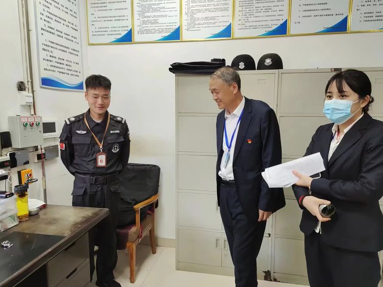 1682644702481632.jpg 1682644702481632.jpg