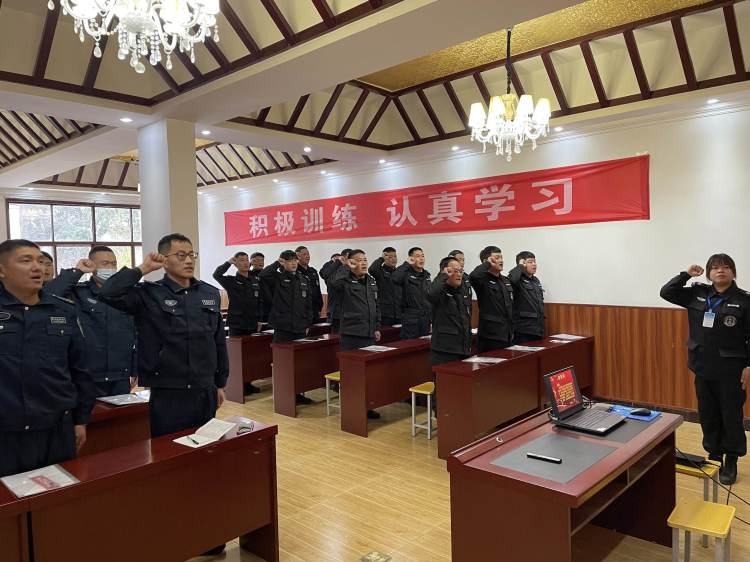 1701597295370024.jpg 1701597295370024.jpg