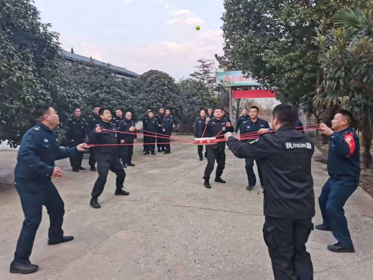 1701597431471908.jpg 1701597431471908.jpg