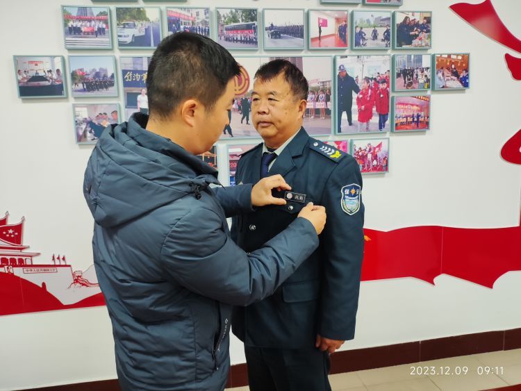 1702537651636544.jpg 1702537651636544.jpg