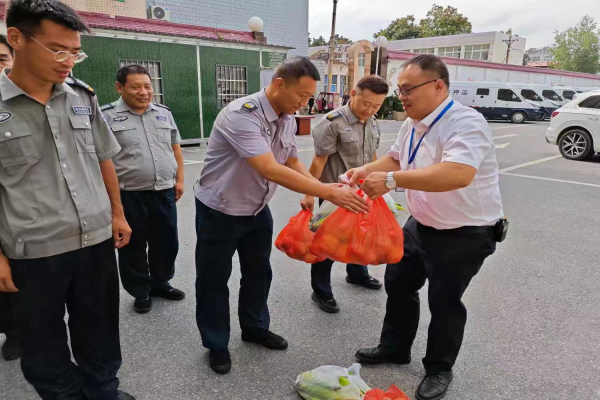 1720489900503435.jpg 微信图片_20130101000453.jpg