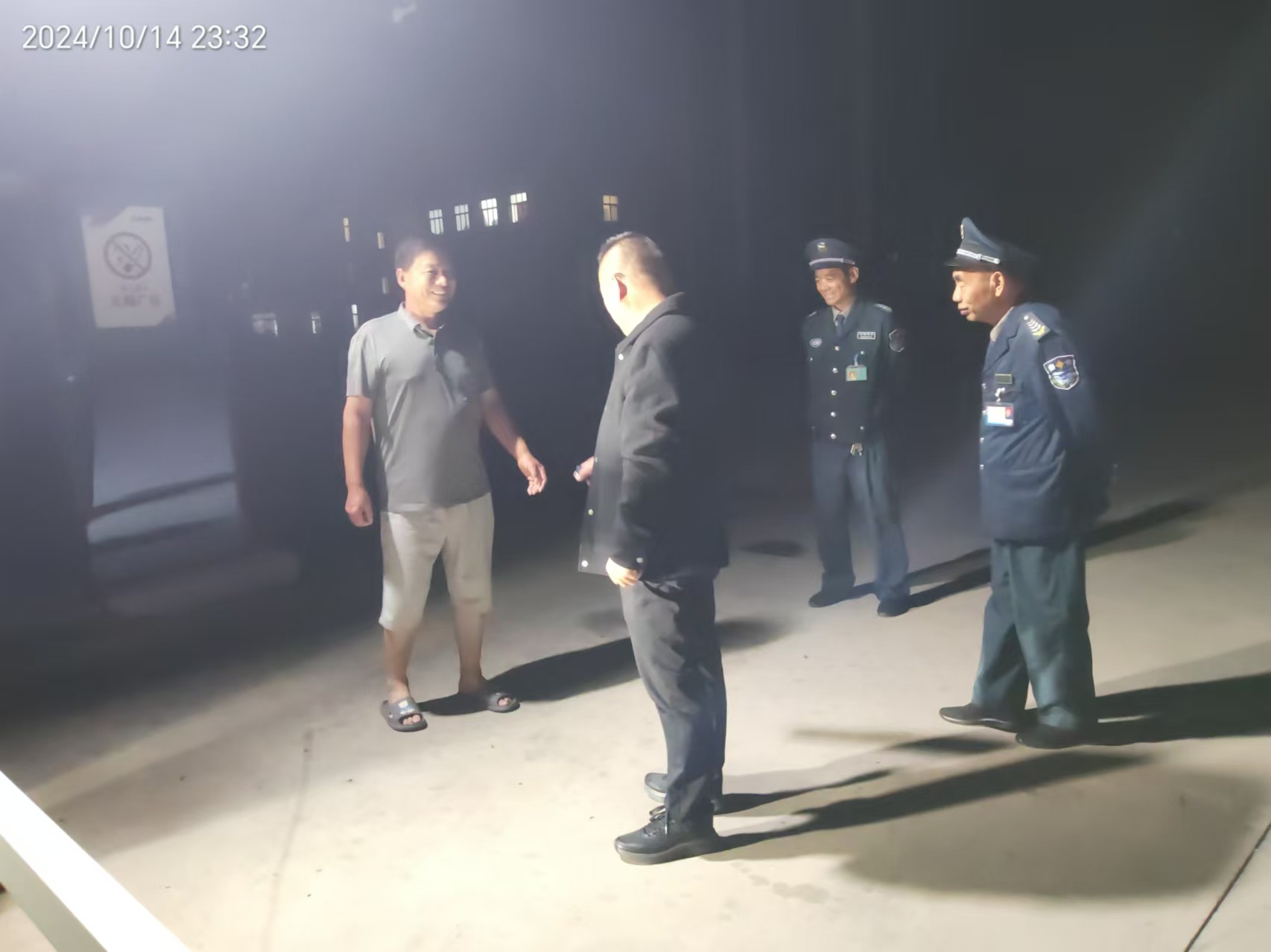 1729126013914186.jpg 1729126013914186.jpg