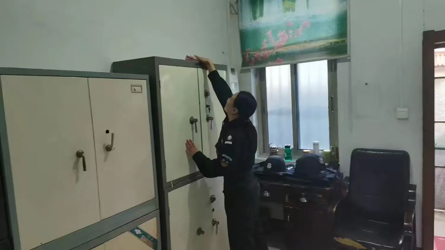 1729503953545360.jpg 1729503953545360.jpg