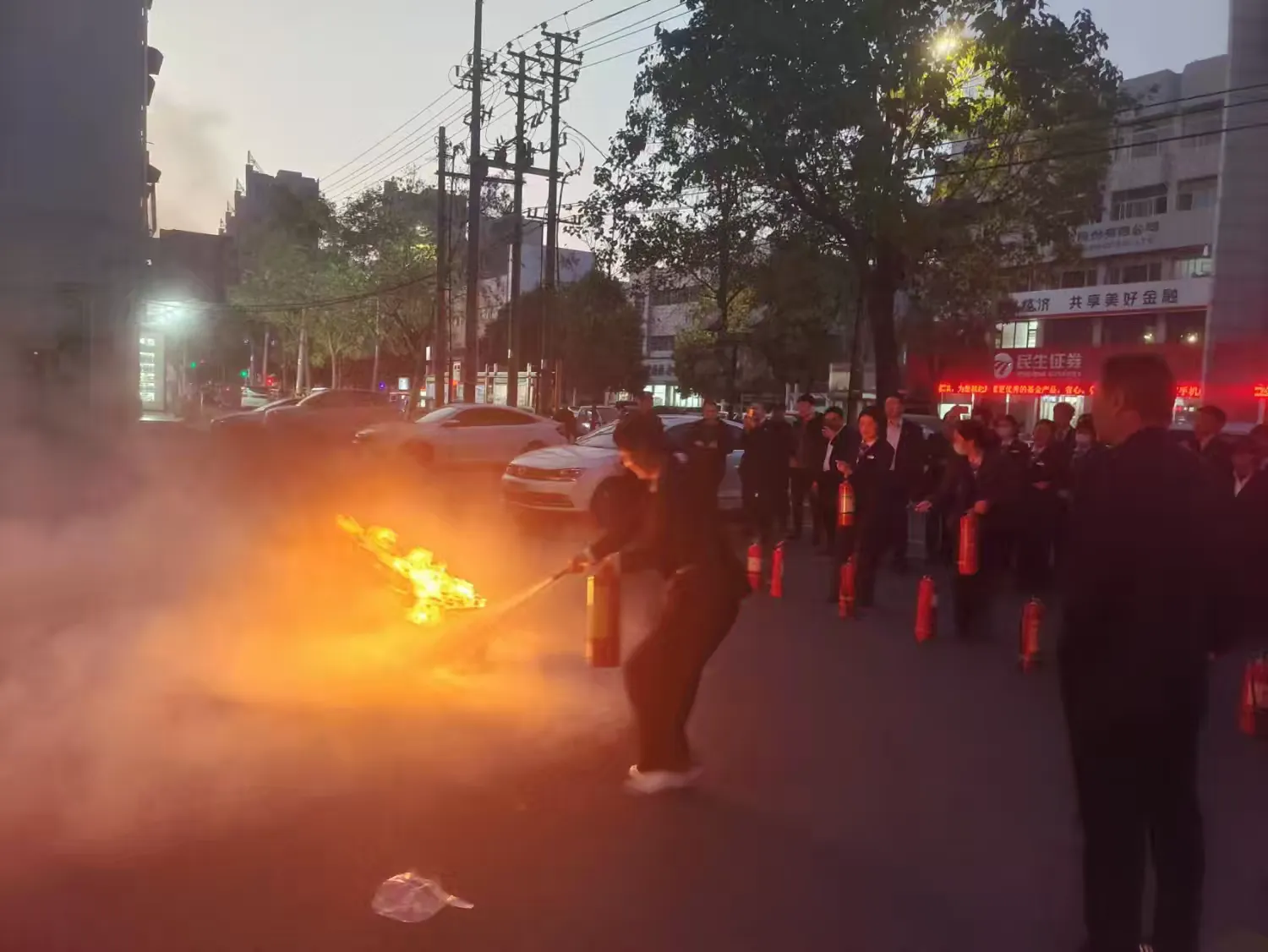 1732326500990709.jpg 1732326500990709.jpg