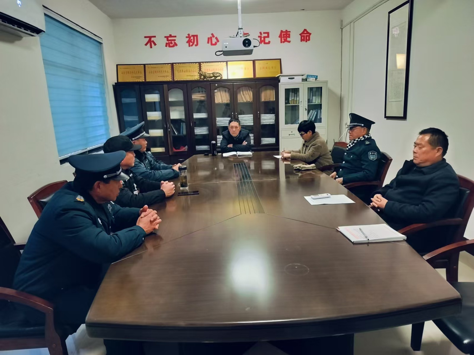 1733709462541900.jpg 1733709462541900.jpg