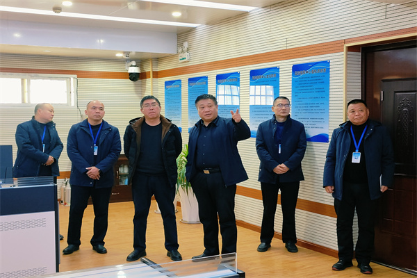 1736328356862125.jpg 4.jpg