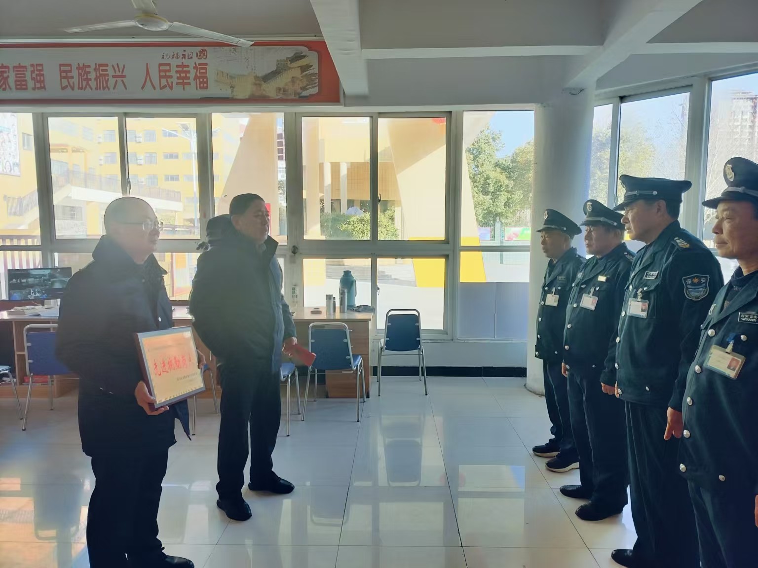 1738286540258797.jpg 1738286540258797.jpg