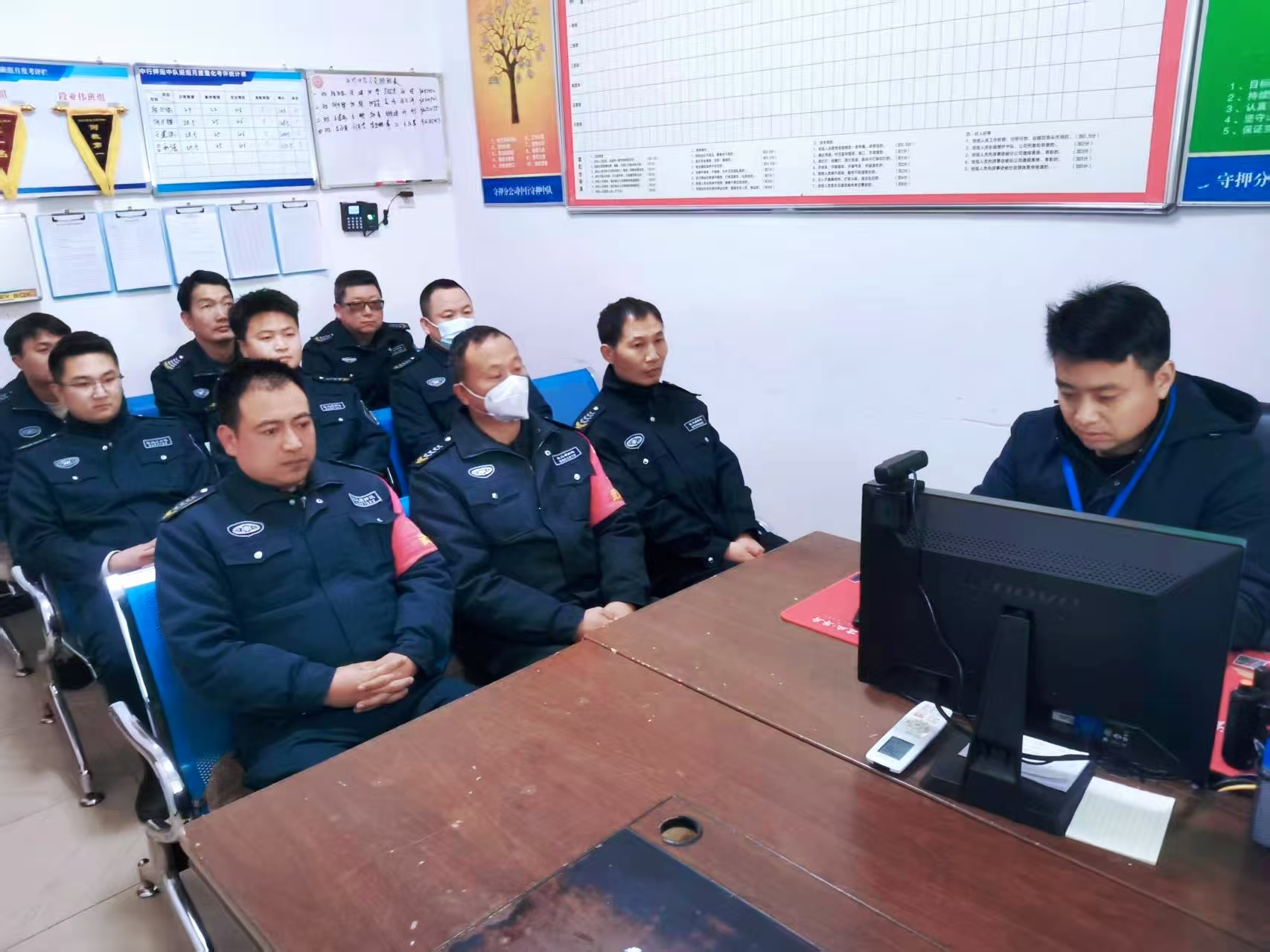 1739336338563671.jpg 1739336338563671.jpg