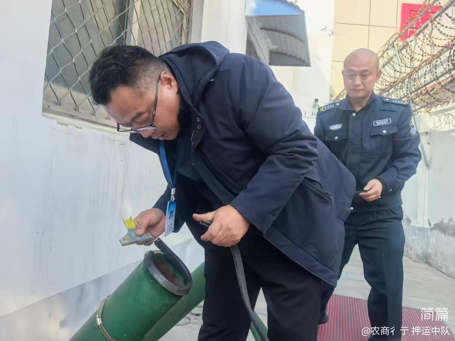 1740814438640693.jpg 1740814438640693.jpg