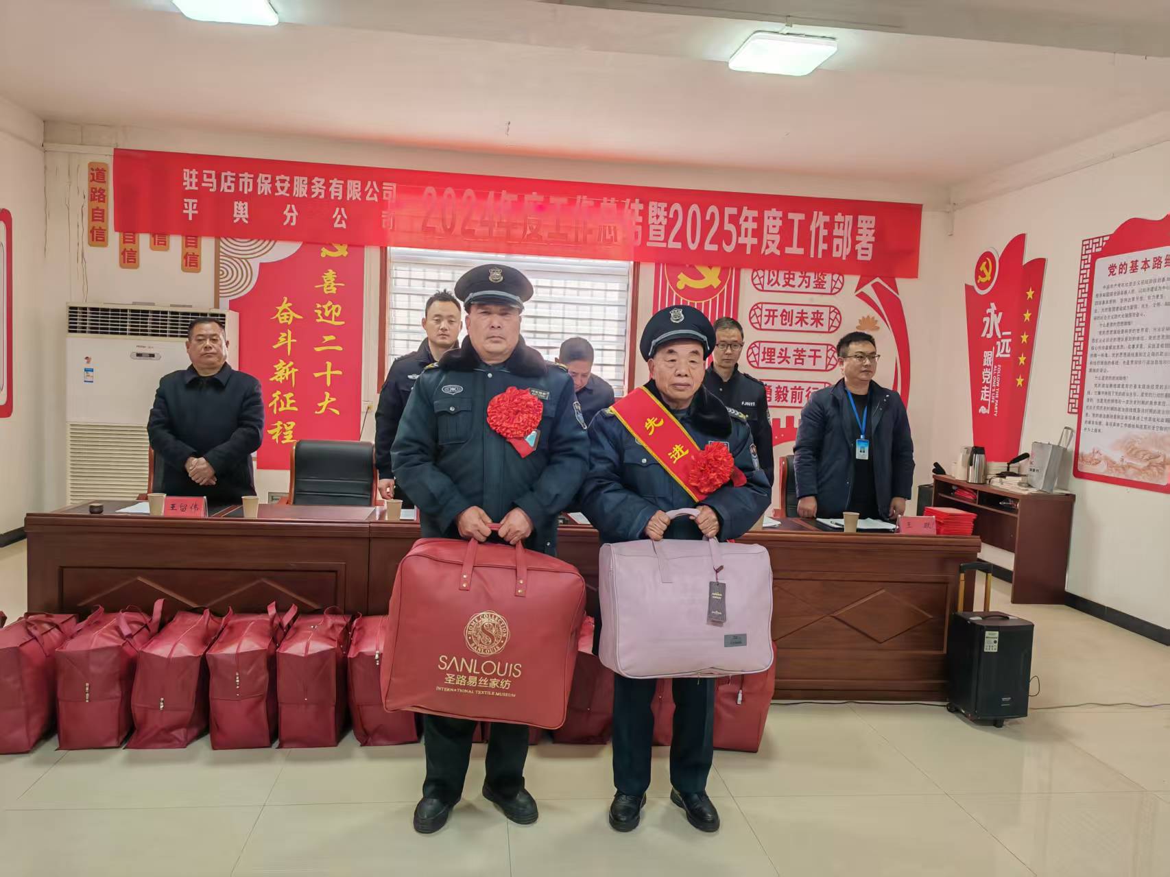 1741487834829975.jpg 1741487834829975.jpg