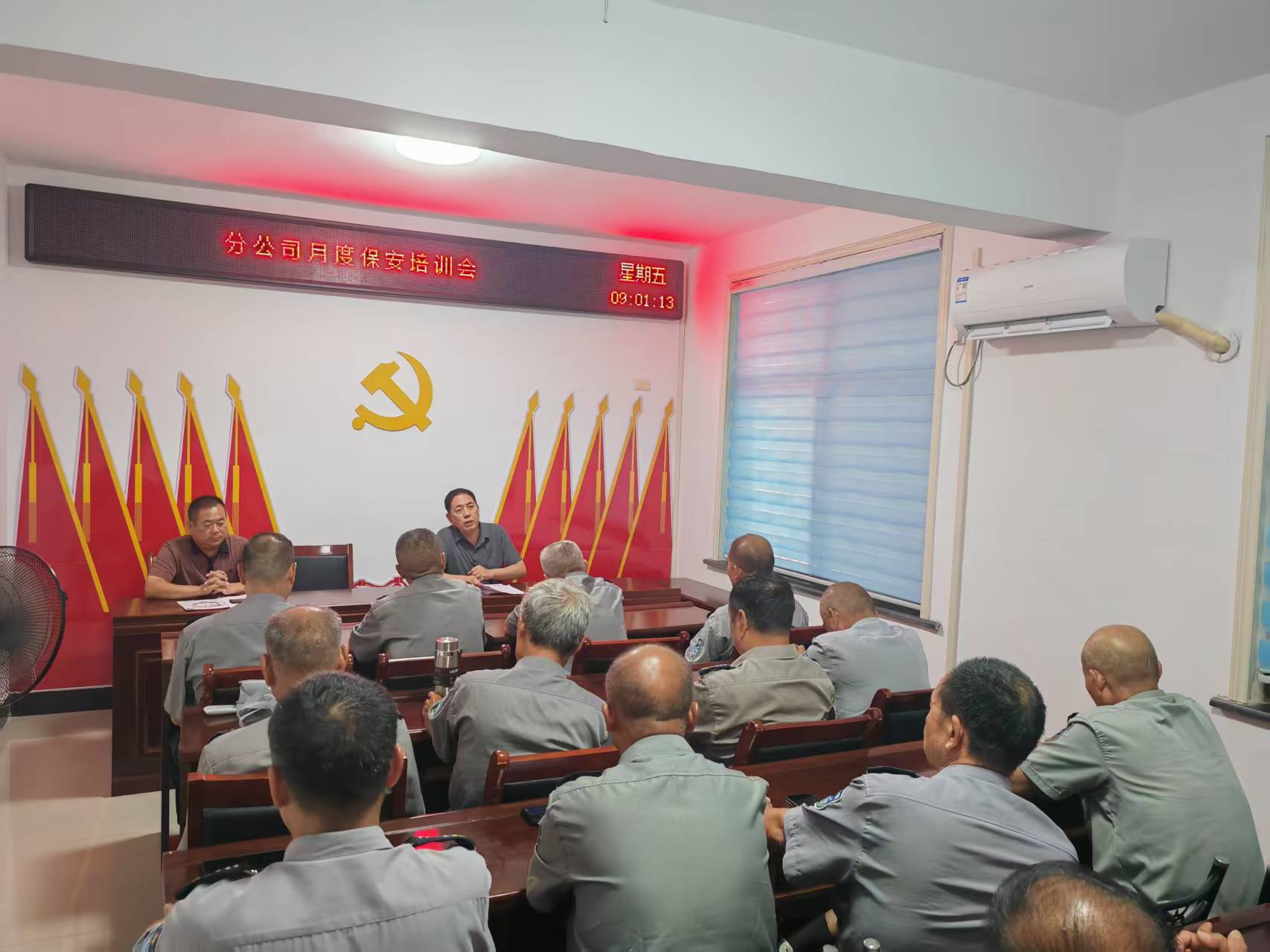 1763362372426097.jpg 1763362372426097.jpg